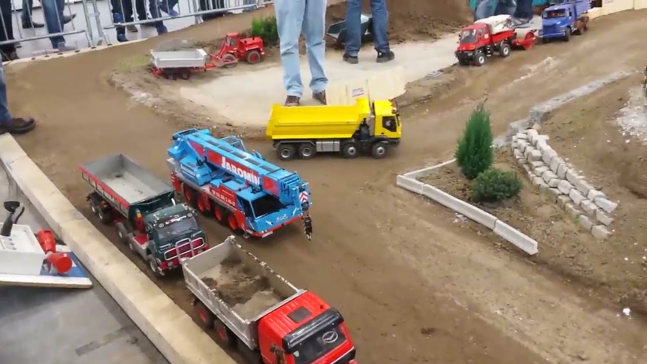 RC Truck Construction Site Excavator Dumper Action @ Modelltech Sinsheim 2016