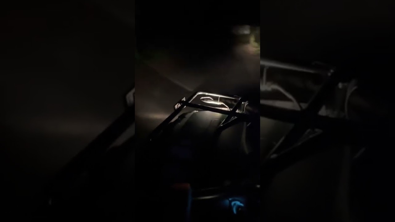 Nocna jazda quadem elektrycznym Hecht 59399