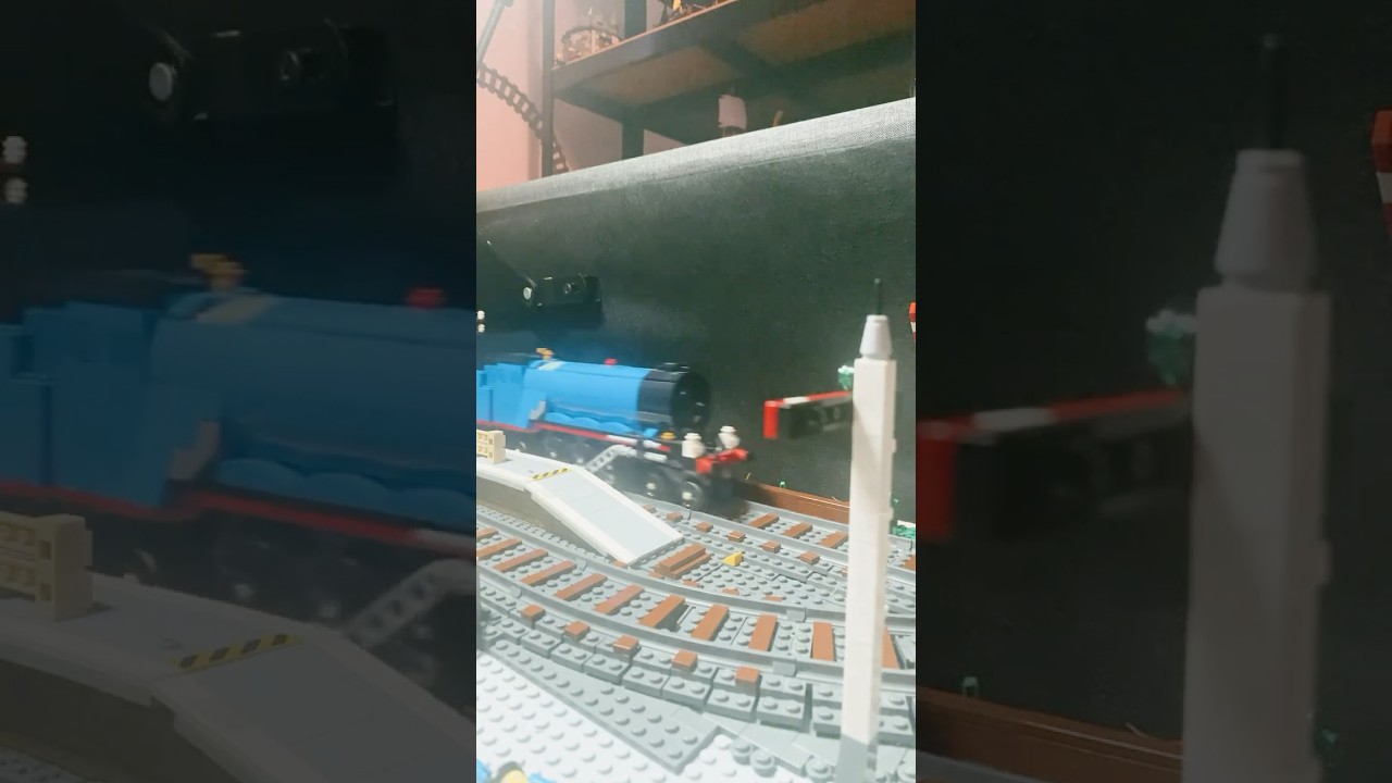Never trust domeless engines! #legotrain #rws80th #gordonthebigengine