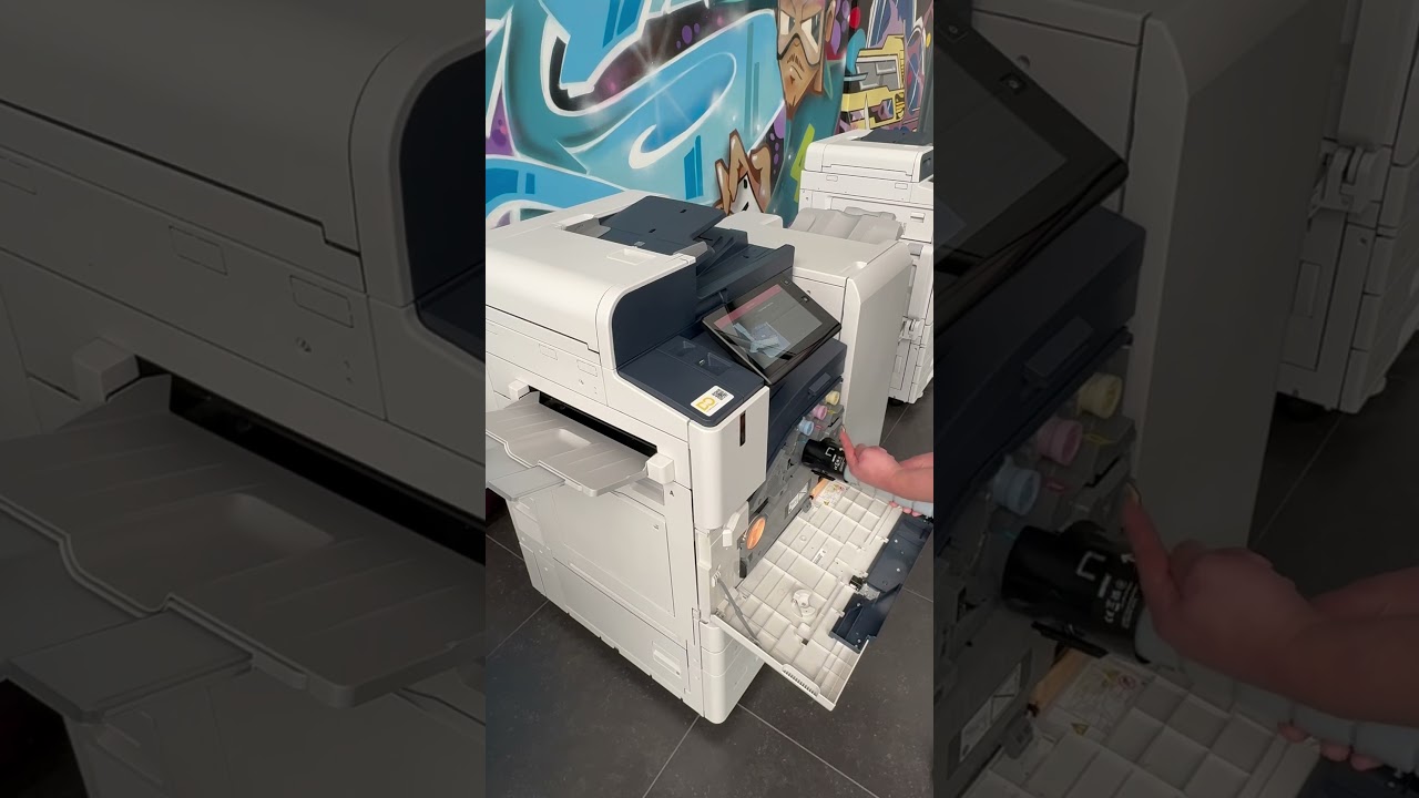 How to replace a toner from the Xerox AltaLink C8130 / C8135 / C8145 / C8155 / C8170? #xerox #howto
