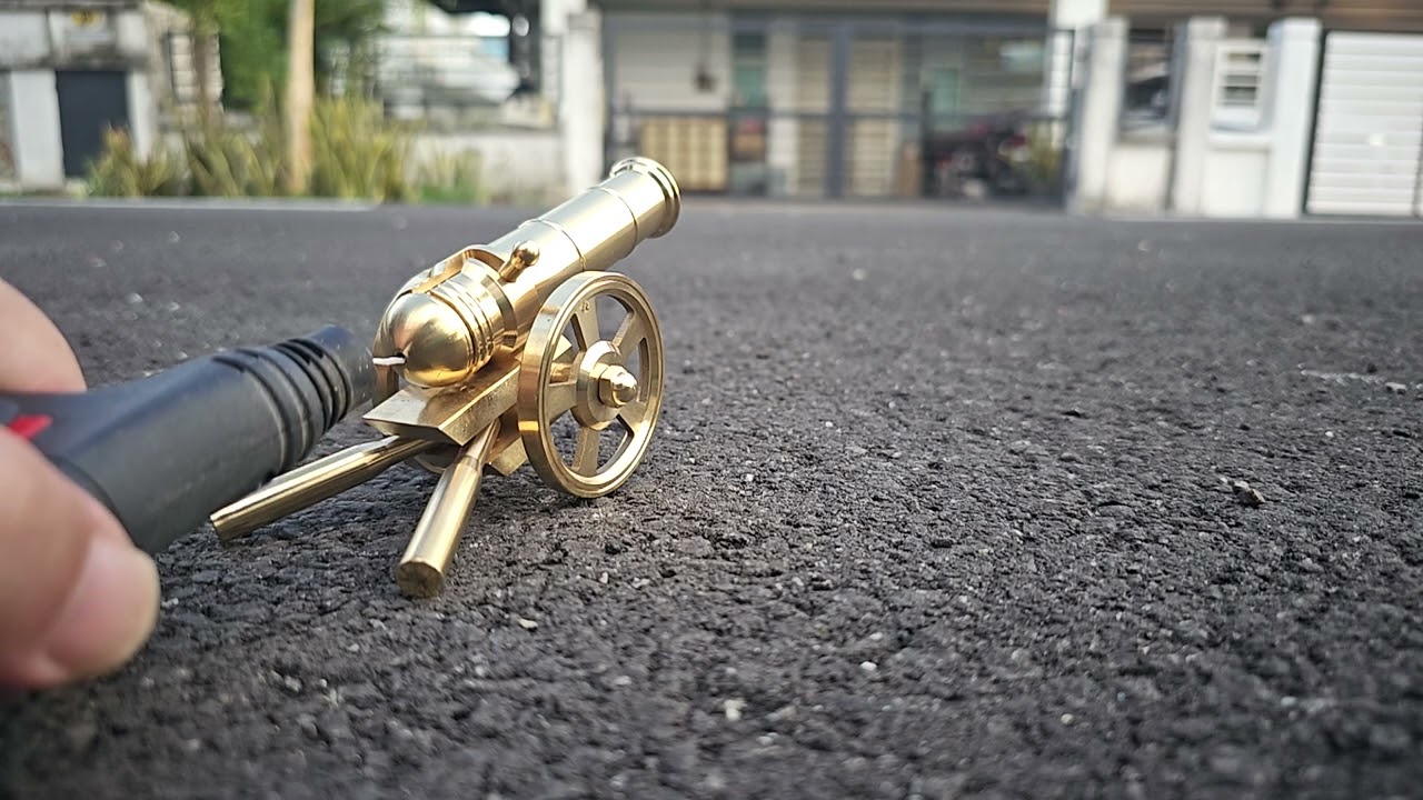 How Canon Mechanism Work (This is an experiment with rice cracker or small cracker). Kinda fun.