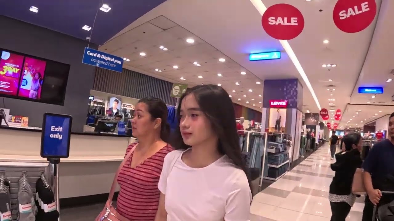 Mall of Asia walkthrough 