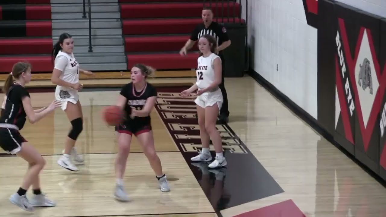 Chadwick Cardinal GBB 35 - Blue Eye 32