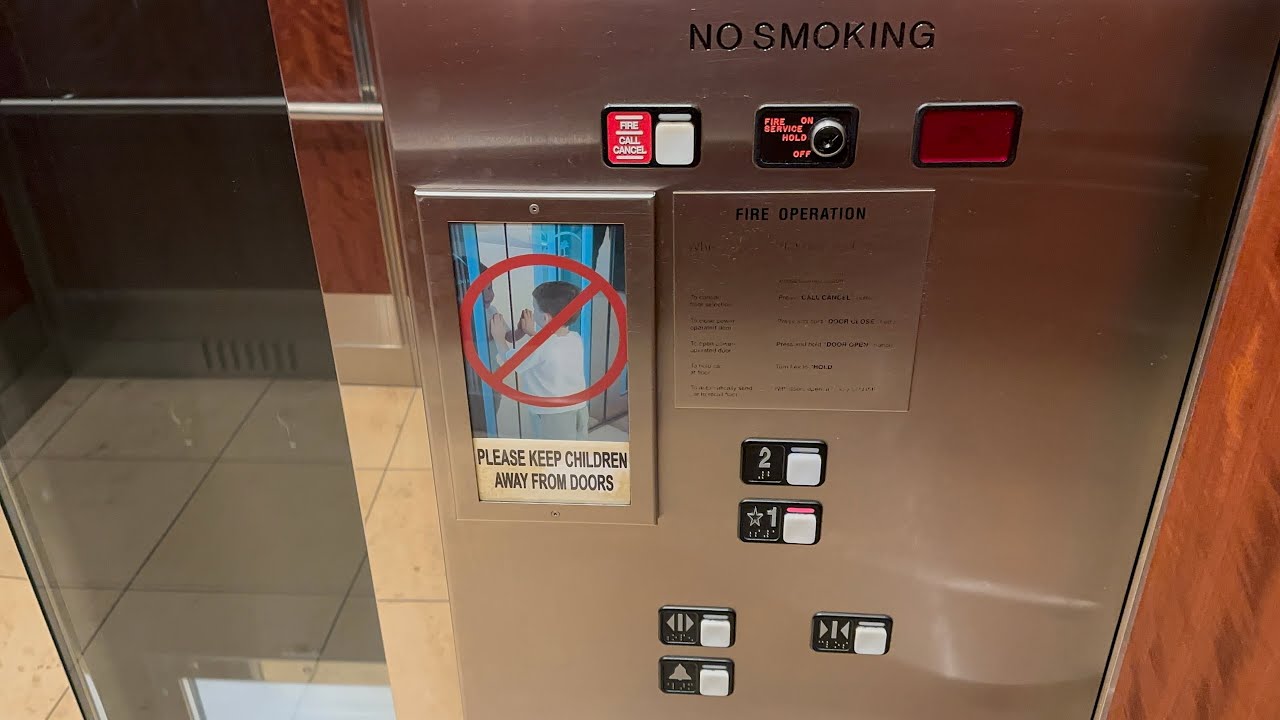 Schindler 300A Hydraulic Elevator (Bloomingdale's Court) | The Mall at Millenia | Orlando, FL