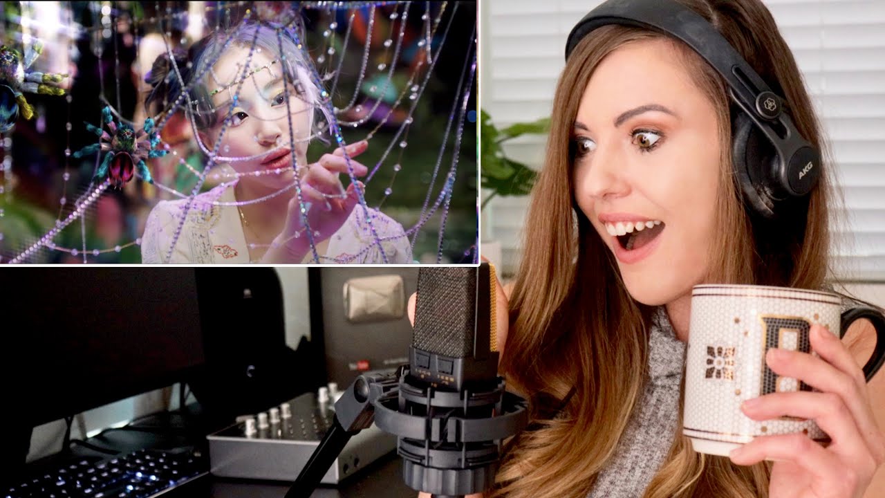 TWICE "MORE & MORE" M/V - SINGER REACTION