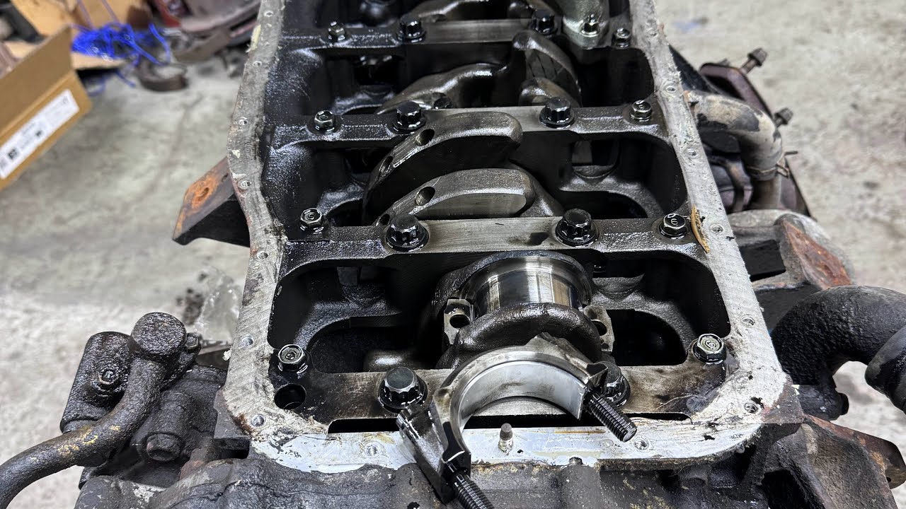 Toyota Land Cruiser HDJ80 Big End Bearing Service