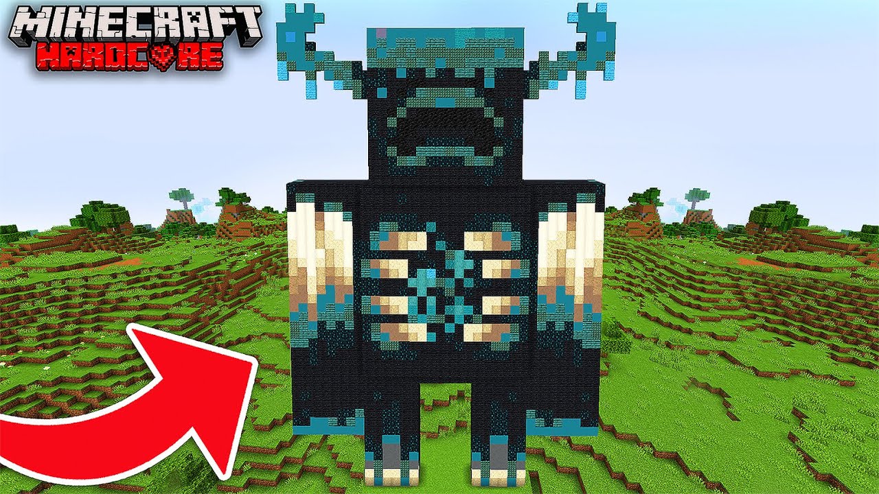 I Built a WARDEN STATUE in Minecraft Hardcore!!