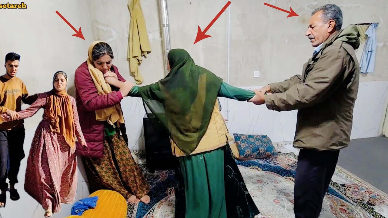 Forced marriage by Setareh and Jang's parents, with Abbas in the middle.