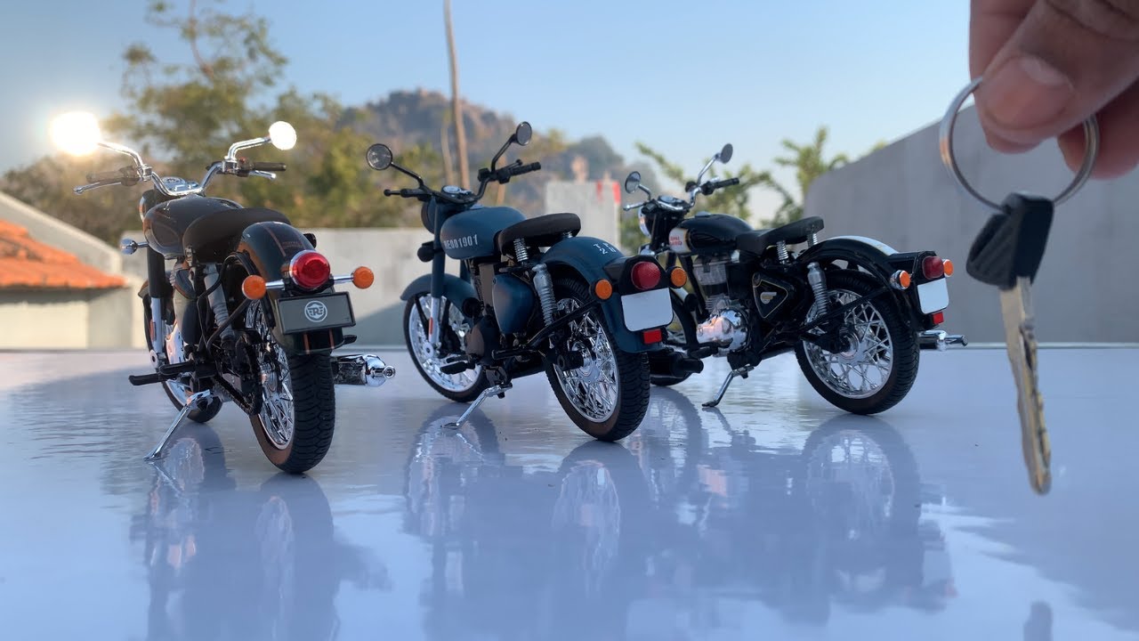 Unboxing of Scale Model Royal Enfield Classic 350 | Maisto Scale 1:12  | Miniature Bullet Toy |