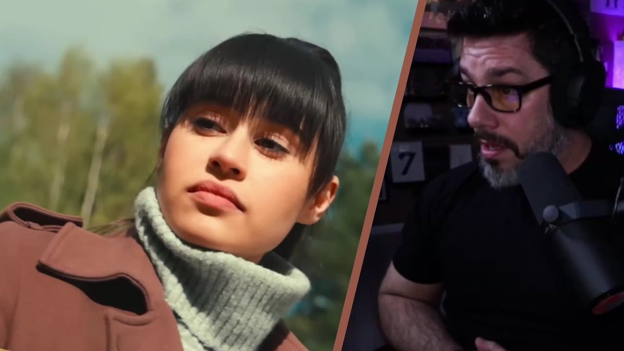 Director Reacts - Диана Анкудинова - 'Полюшко-полье' MV
