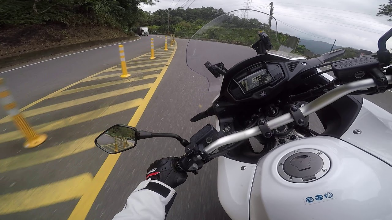VFR800X 試騎