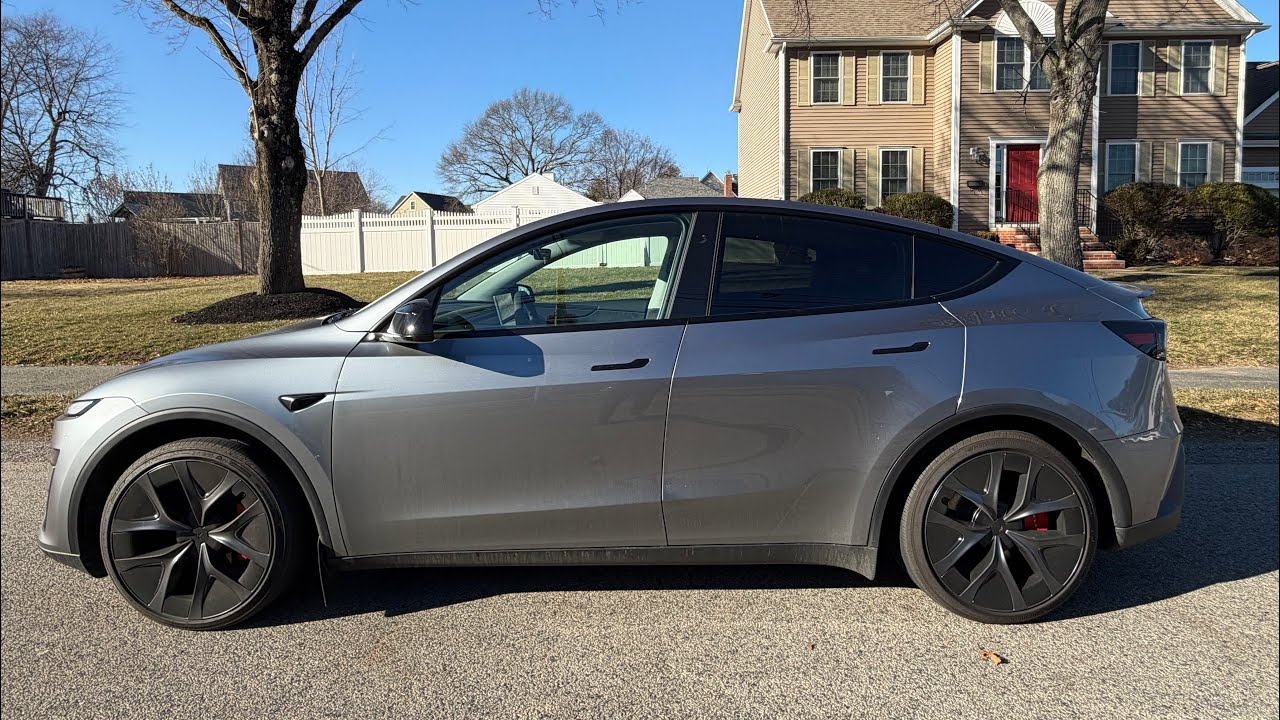 Tesla Model Y Performance FSD Test Drive | Metro Boston Semi-Rush Hour Traffic