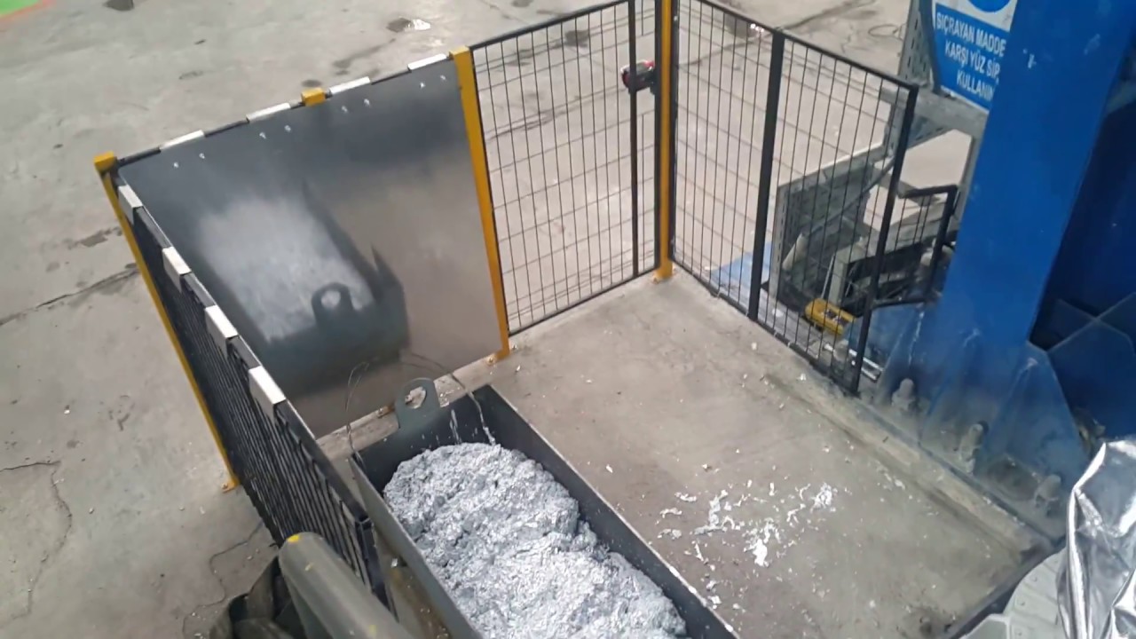 DROSS SKIMMING ROBOT / Robomax Robotic