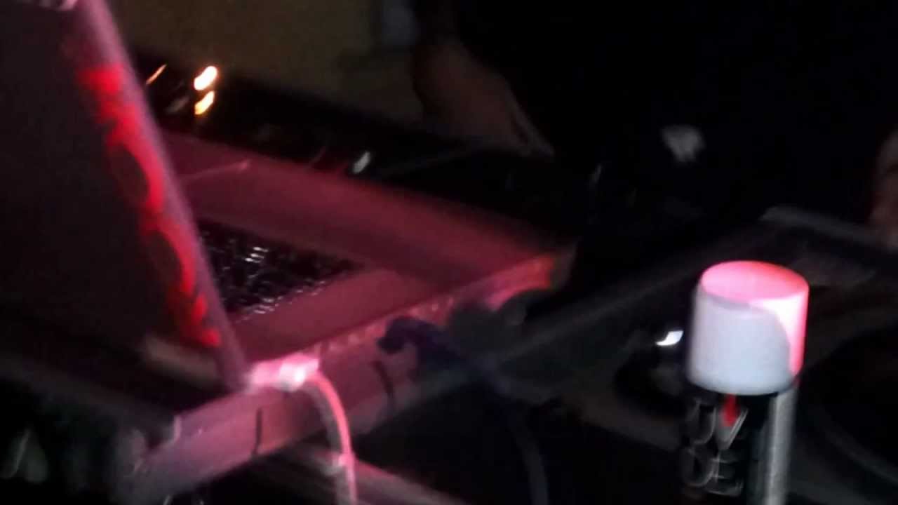 TROLLPHACE THROWING DOWN ON DJ G-SHOCK TURNTABLES