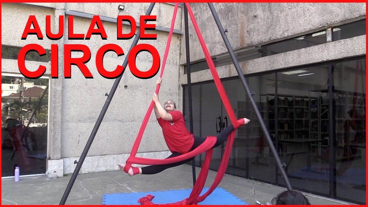 Aula de Circo no Ponto de Cultura Arte na Serra.