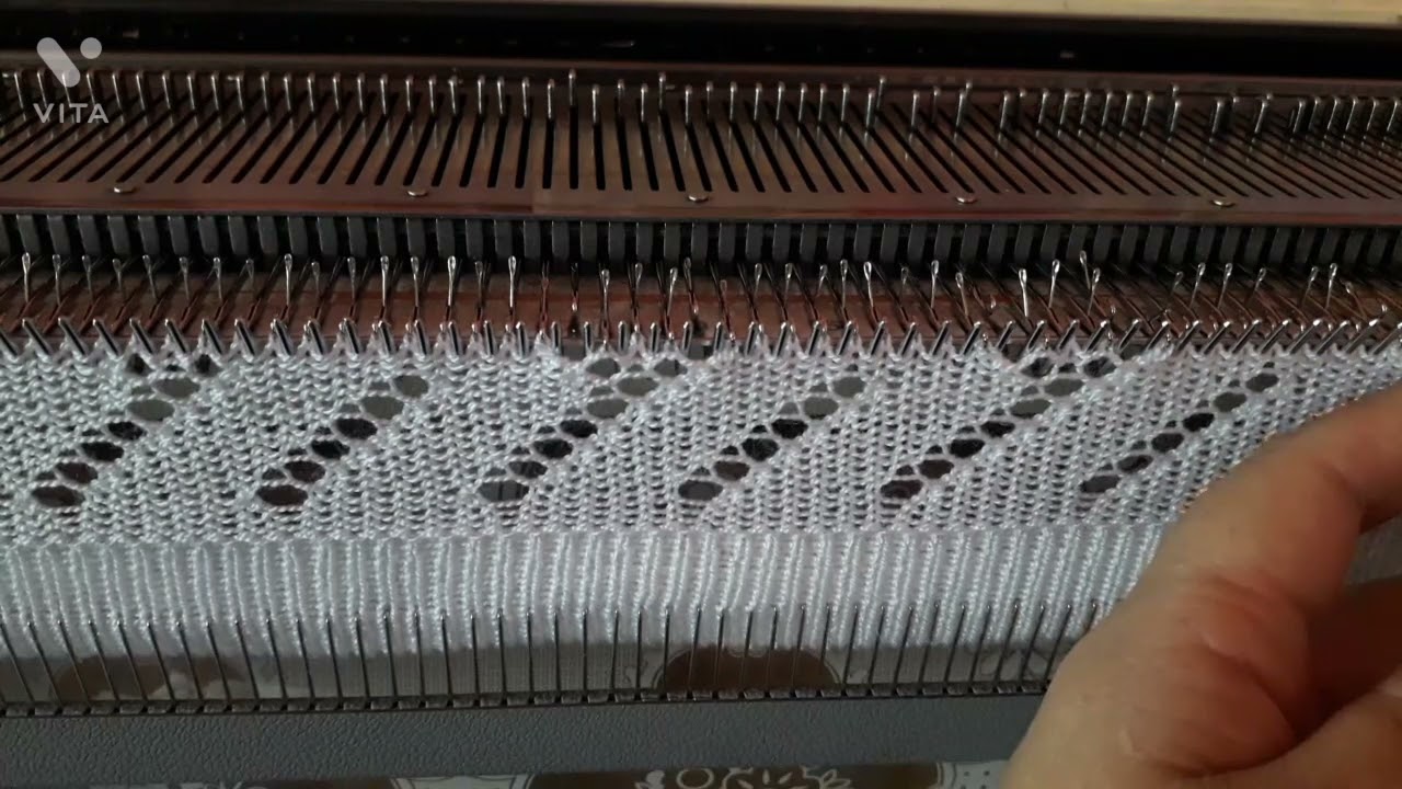 63: punto calado tejido a maquina