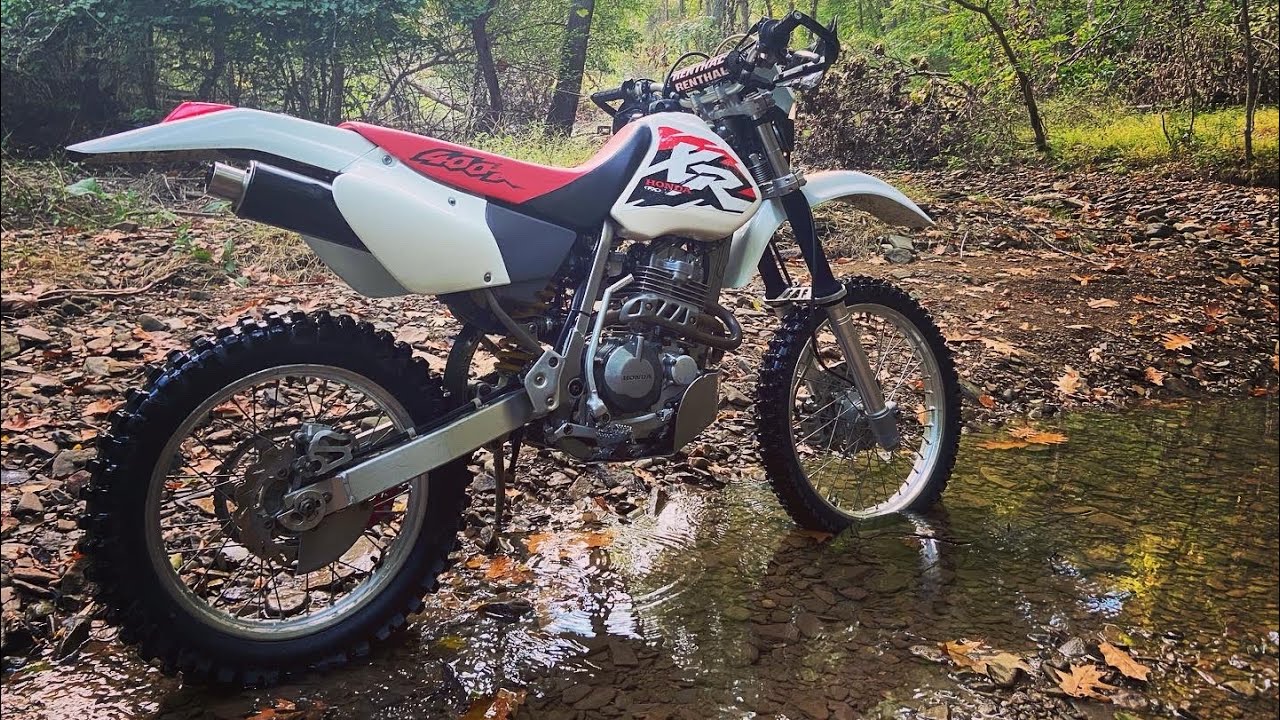 technical trail ride on an XR400R