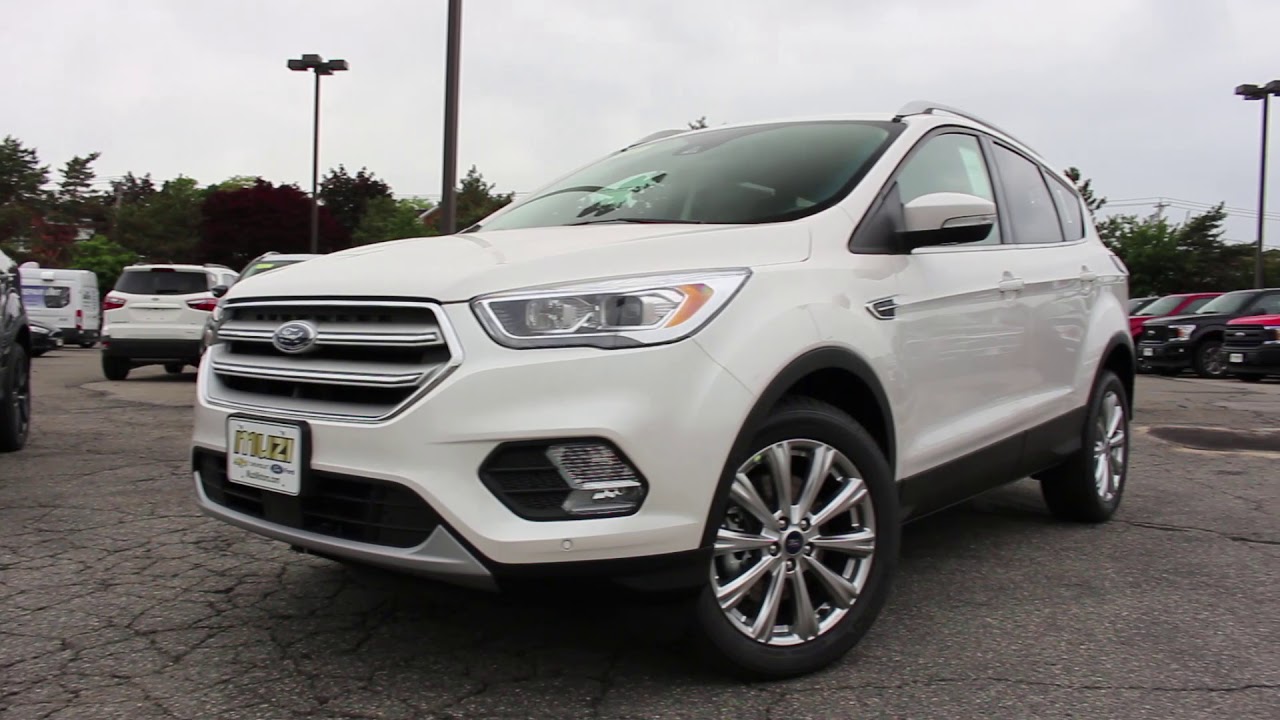 2018 Ford Escape Titanium Review - Start Up, Revs, and Walk Around