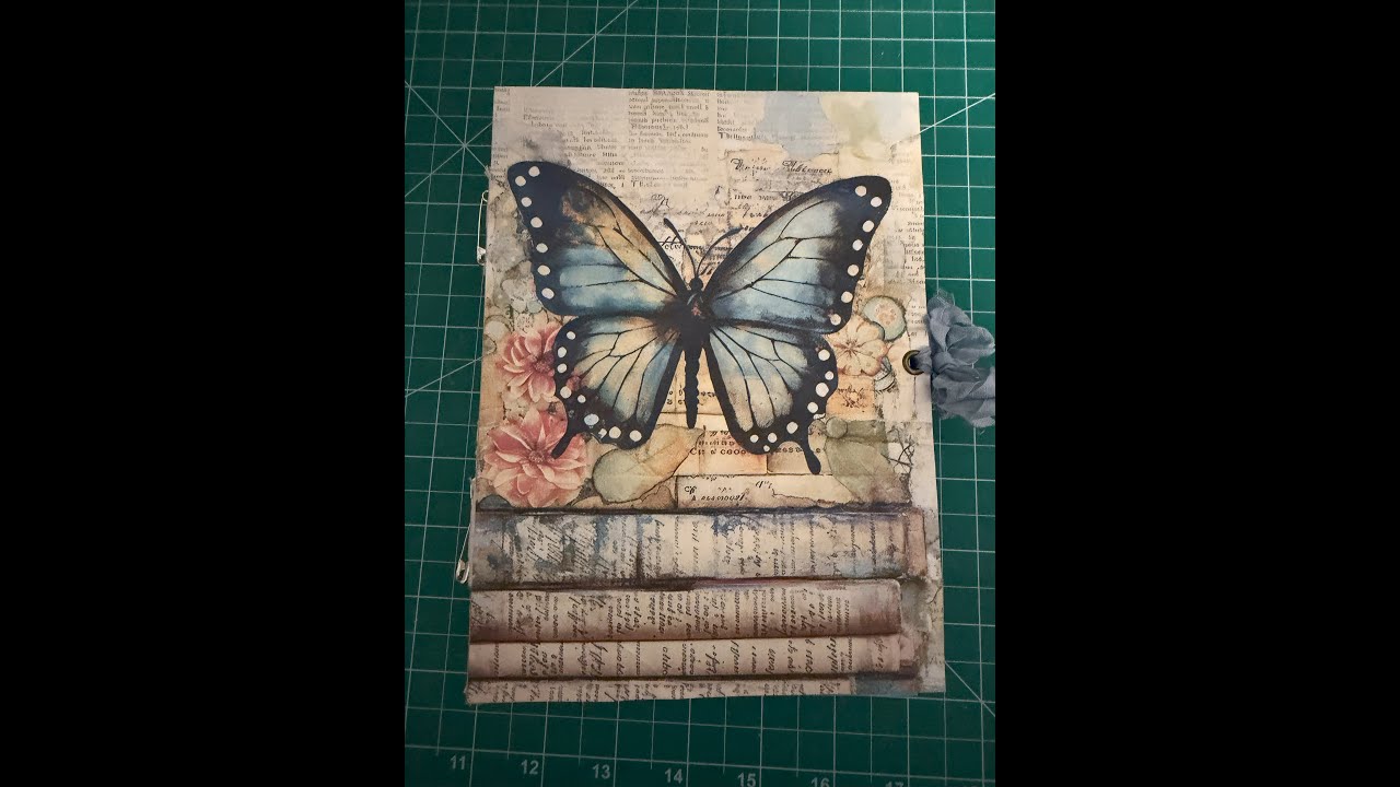 My Mini Challenge in the Challenge for January Junk Journal @Dearjuliejulie