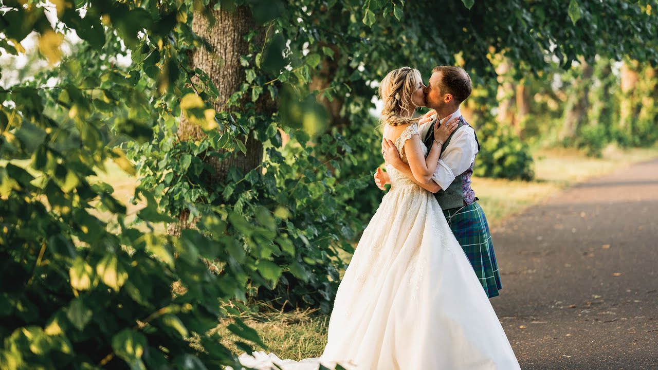 Alena & Finlay's wedding at House for an Art Lover in Glasgow