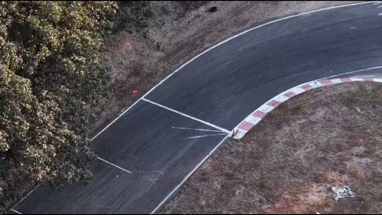 Toma de un Dron por V&iacute;ctor de DCA100 en el carro de RattaRacing 342 