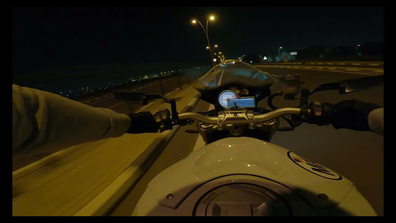 BMW S1000R  POV Arrow Exhaust + Quickshifter - Ride Through Al Wakra [4K]