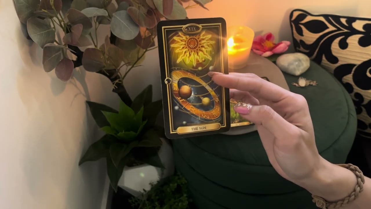 Rich, Powerful Men Want to Date You RIGHT NOW (Tarot)