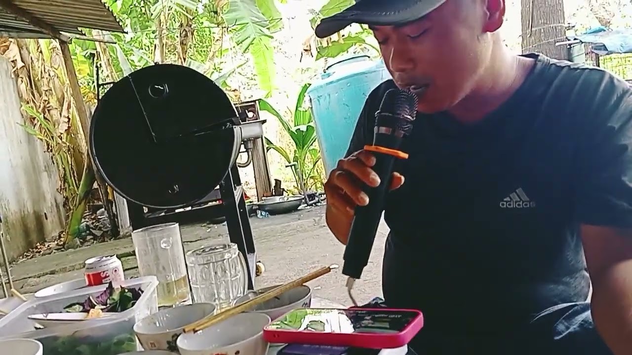 Ngày mùng 1 tết vui vẻ 