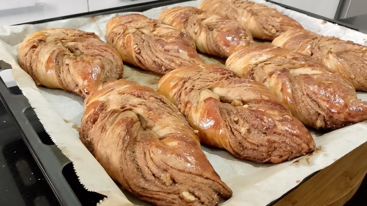 Pastenemizin meşhur haşhaşlı poğaça tarifini az ölçüyle veriyorum👌😋