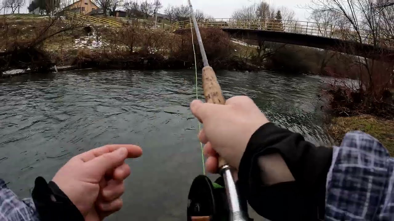 Zimné Muškárenie - ako sa dá pekne zachytať aj takto v studenéj vode