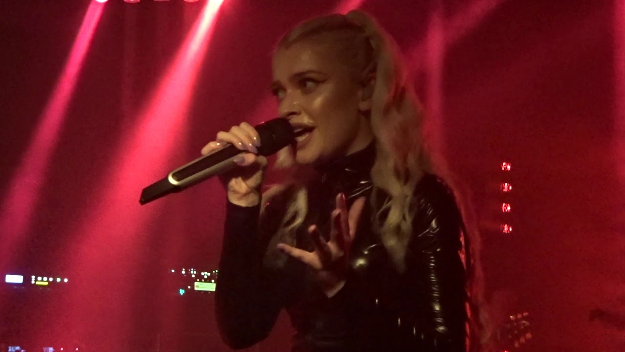 Alice Chater (@AliChater)-Hearthbreak Hotel @CamdenAssembly, 9th September 2019