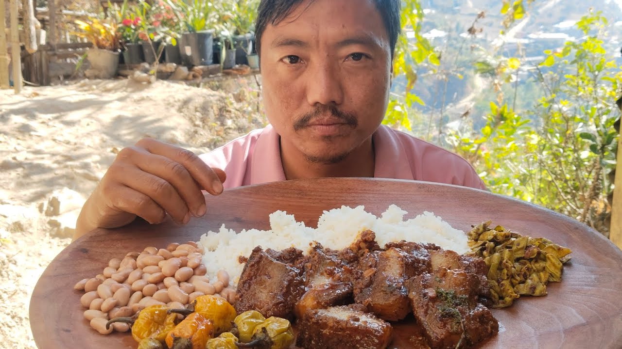 Naga pork curry mukbang | smoked pork with kholar 🫘😋