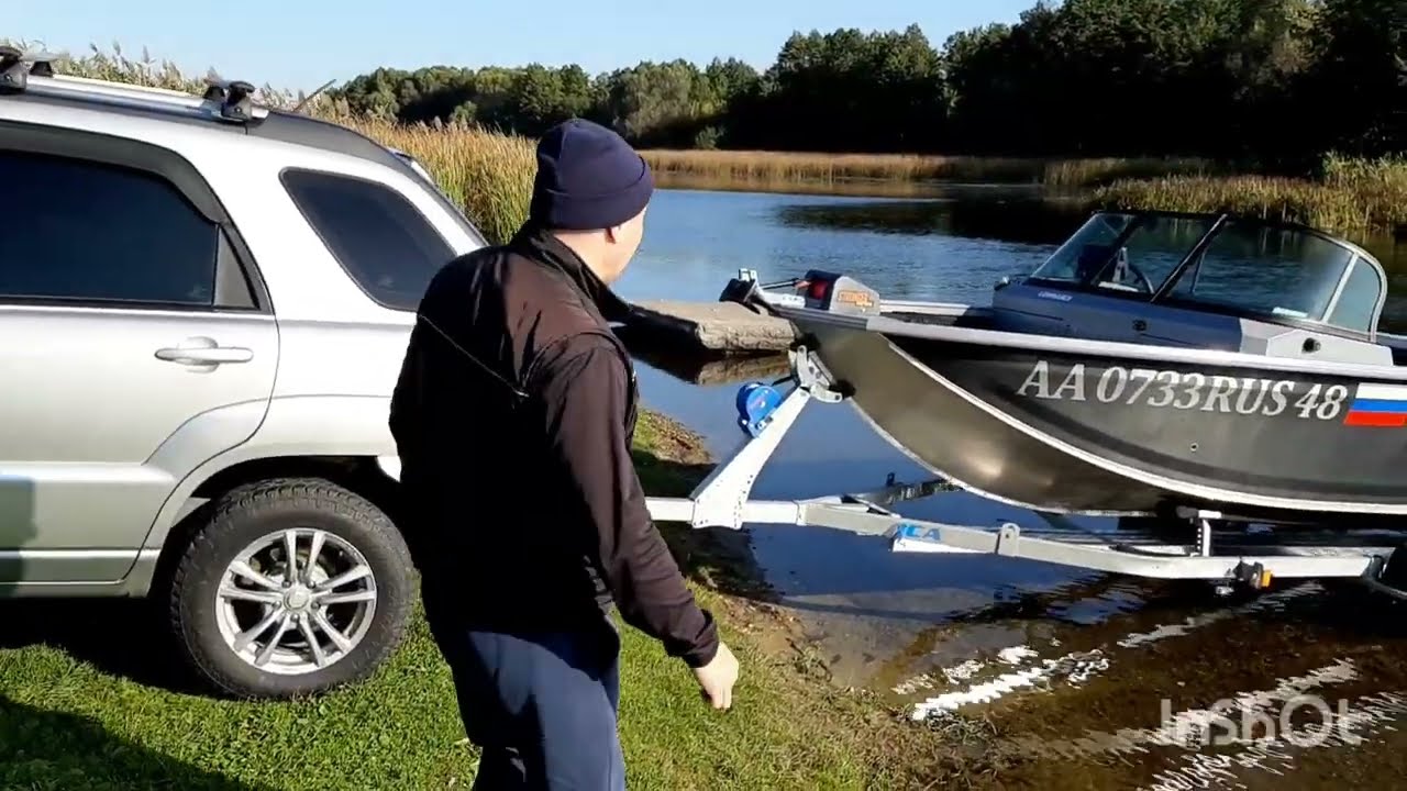 Волжанка 46 фиш.Спуск на мелководье легким движением руки.# #мзса#волжанка#ямаха#катер#слип#