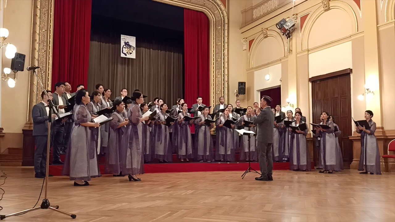Vox Angelorum Choir - Lux Aeterna (Ēriks Ešenvalds)