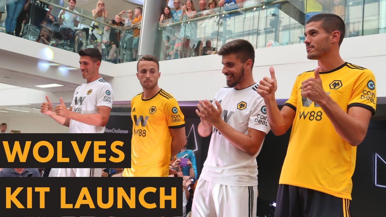 Wolves Premier League Kit Launch with Fan Reaction 🤩