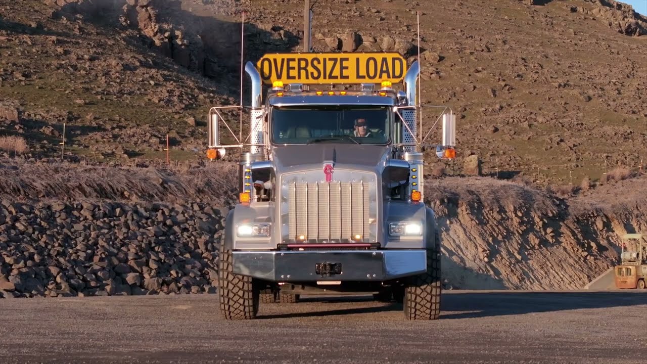Custom Upfitted 2025 Kenworth T800