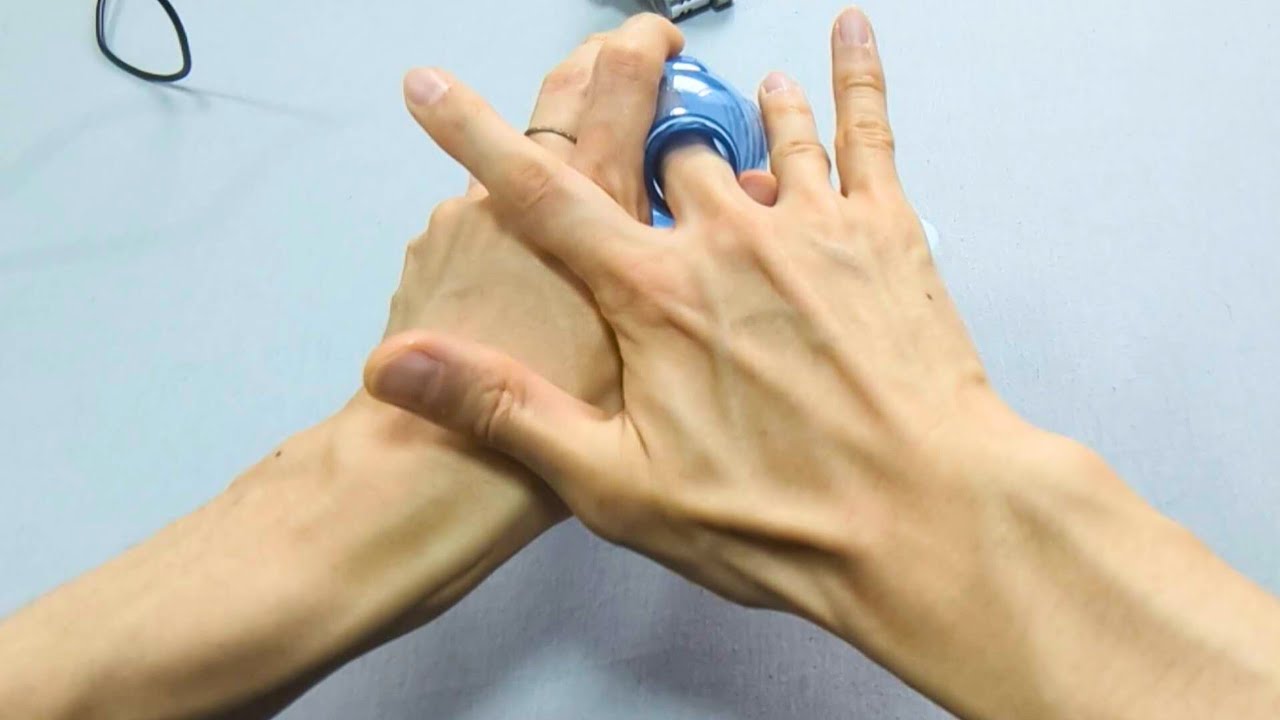 Role play with plastic bottles and hands playing ASMR