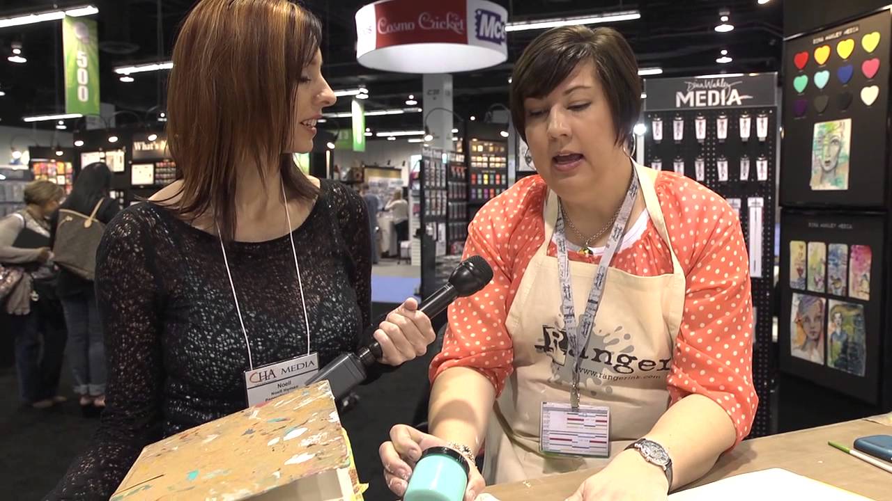 CHA2014 - Dina Wakley Demos Her New Signature Media Line with Ranger
