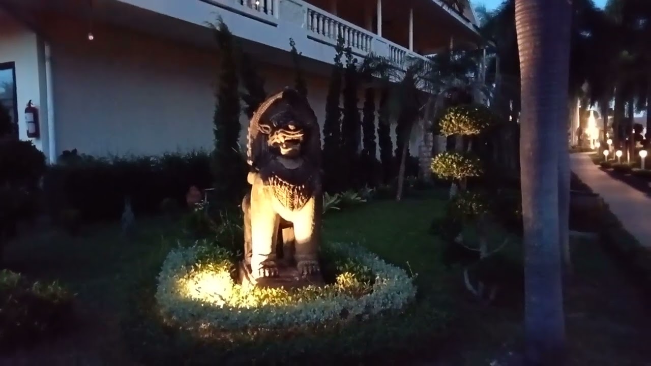 THAILAND AUSGEWANDERT THAI GARDEN RESORT HOTEL MEGA TOLLE ABENDSTIMMUNG😁