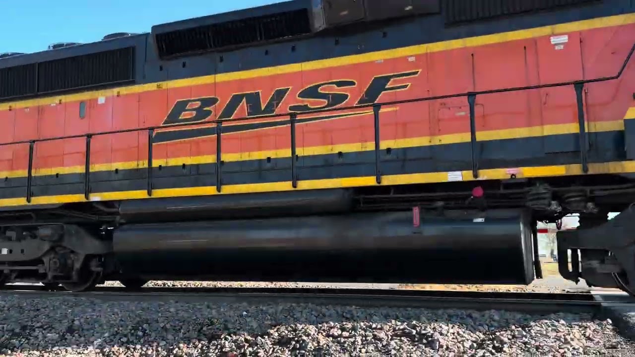 BNSF sd40-2 local