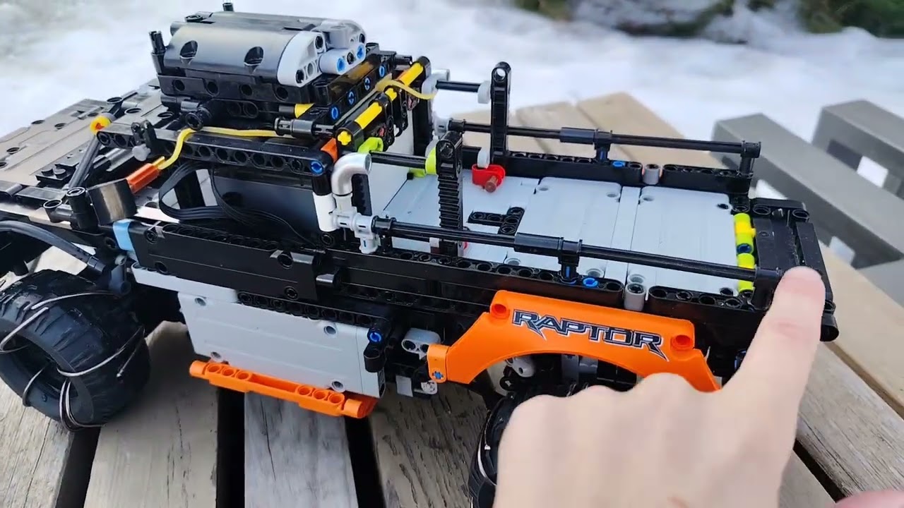 Обзор на недовнедорожник из лего техник  LEGO MOC. LEGO TECHNIC