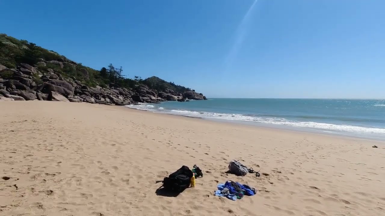Magnetic Island Walk - The Forts Junction via the Forts to Horseshoe Bay