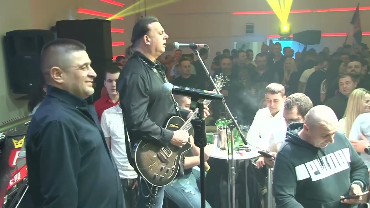 BAJA MALI KNINDZA - POVRATAK S ROBIJE ( BOZICNI KONCERT U SIMONI 2024 )