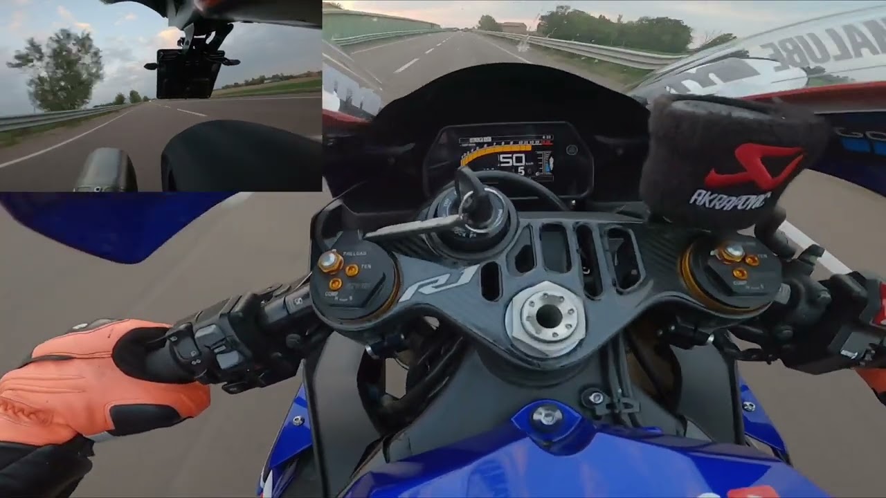 Yamaha R1 2018 accelleration - akrapovic exhaust raw sound 🚀
