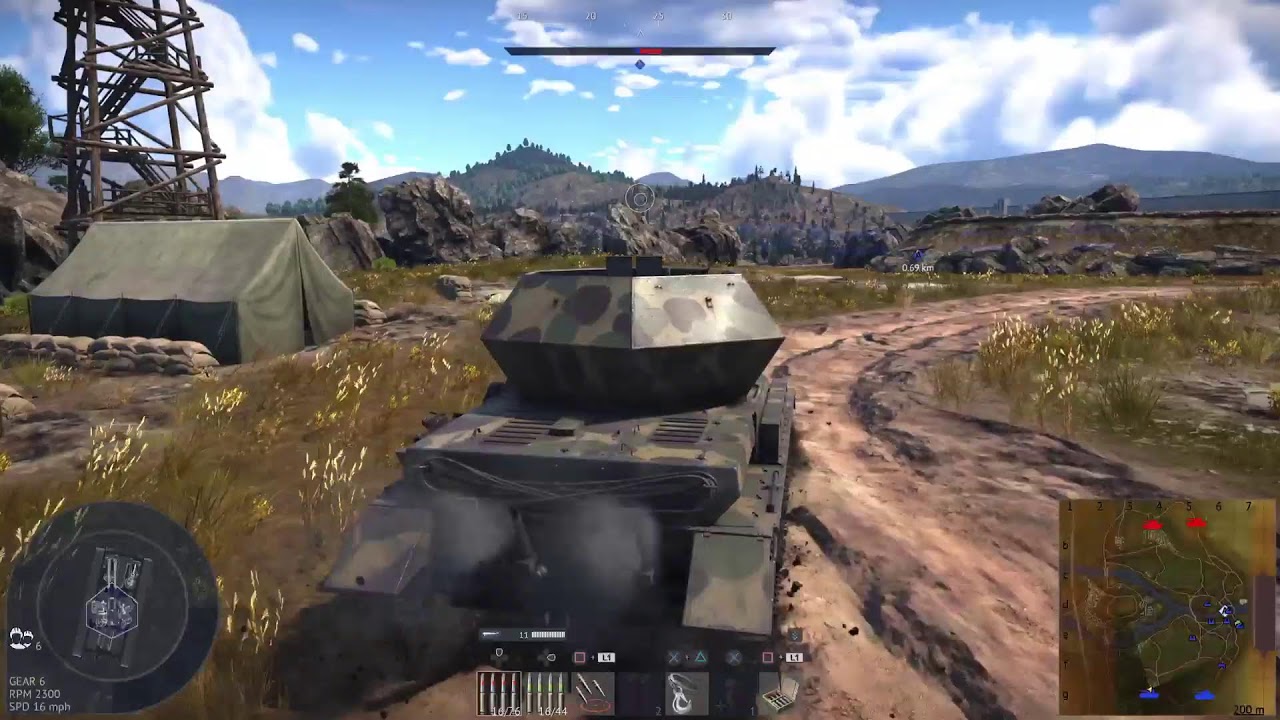 War Thunder!! (mic off, eating)