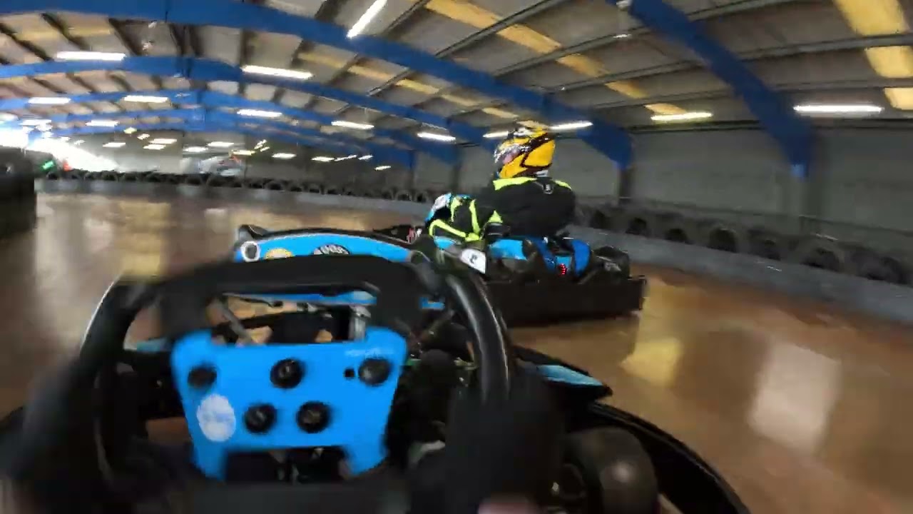 TS Farnborough 50 lap race 15.03.26 Not sure why they didn't get a black flag for contact**