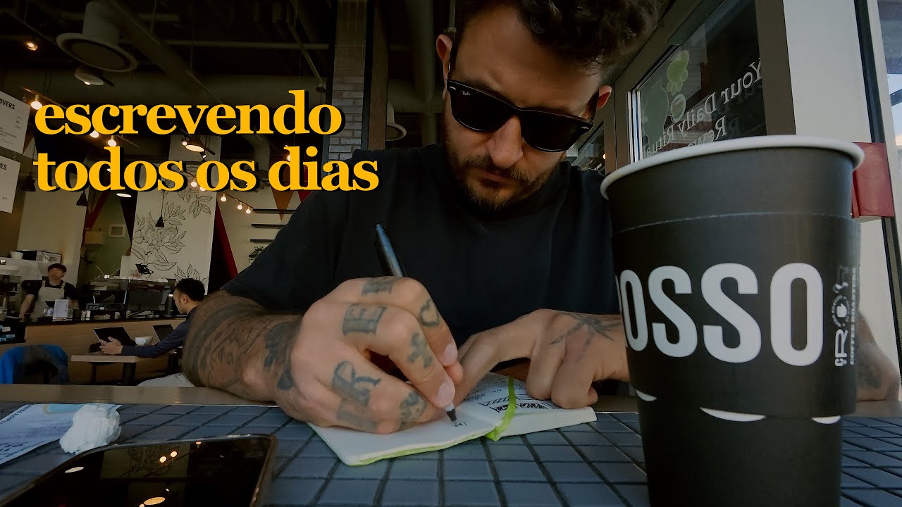 todo mundo deveria ter um CADERNO DE BOLSO