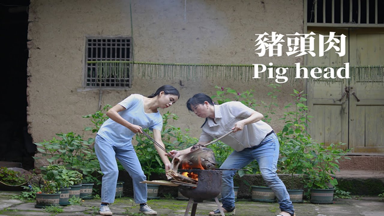 Pig Head ▍花了一天時間鹵出來的豬頭肉，看著家人吃的很過癮，一切都值了 ▍Lizhangliu Channel
