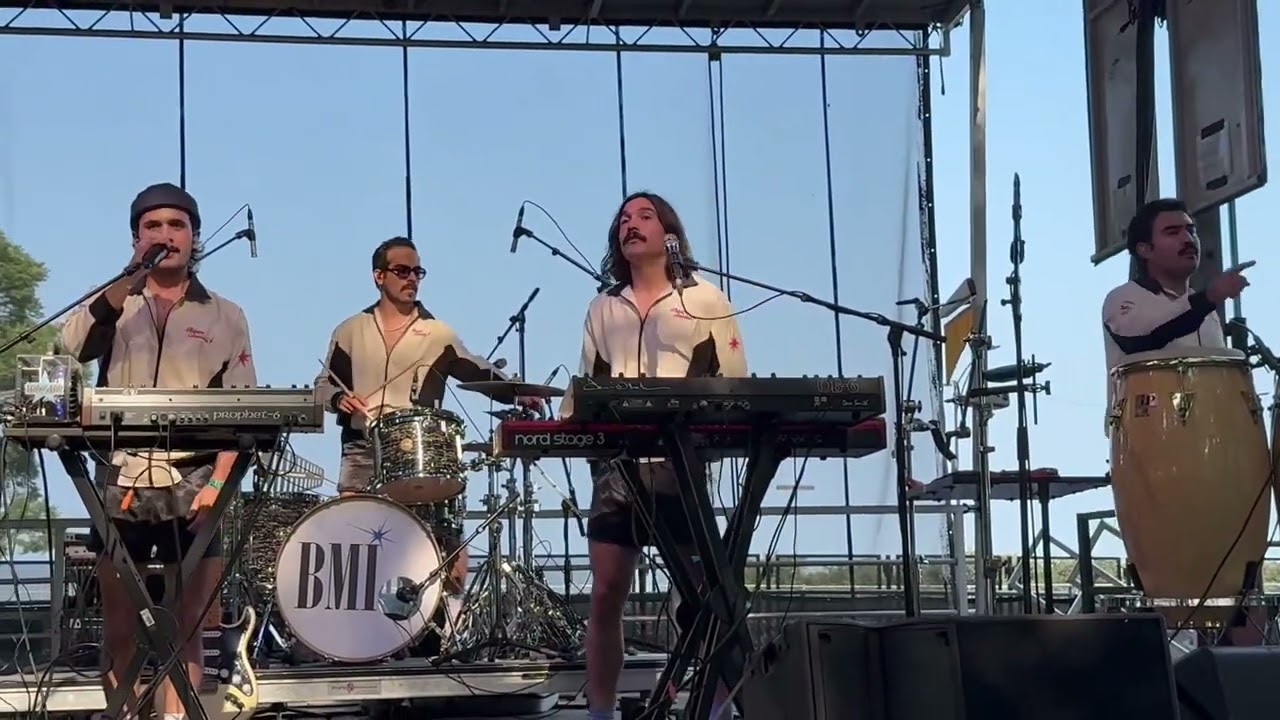 Midnight Generation live 
