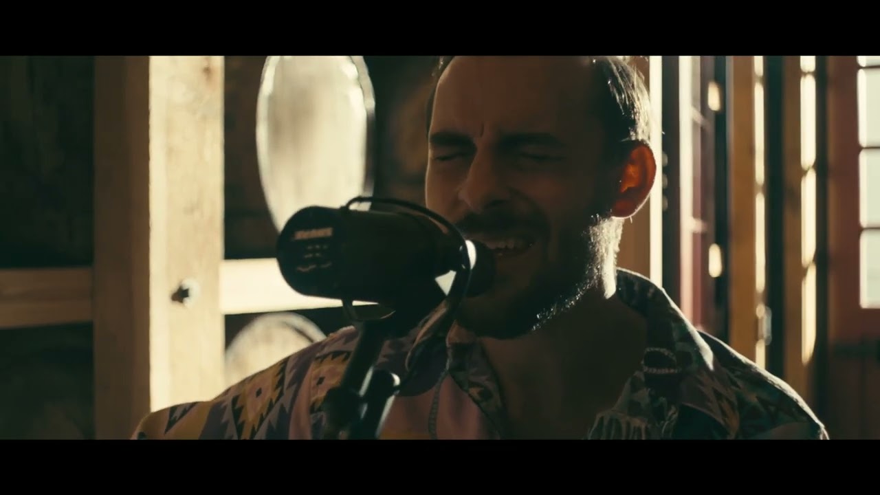 Robert Ellis - Yesterday's News - Luck Sessions at TX Whiskey Ranch
